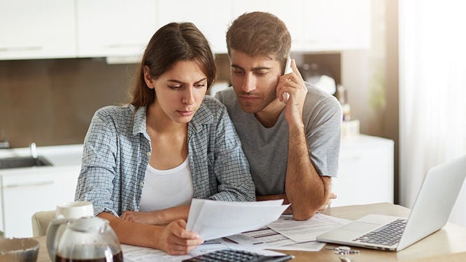 young couple discharging from a Pepper home loan